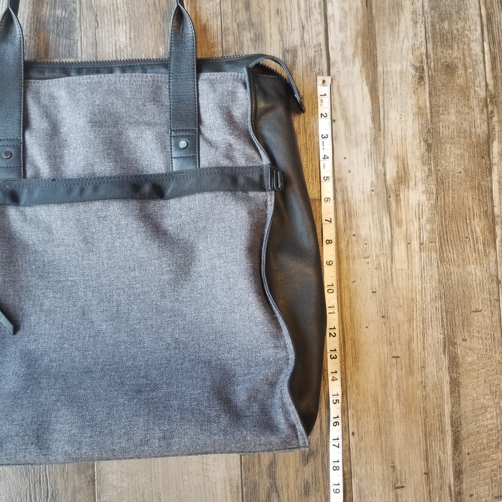 Lululemon Follow Your Bliss Bag - Picture 6 of 6